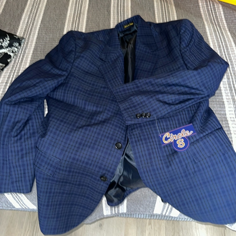 Western sports coat.